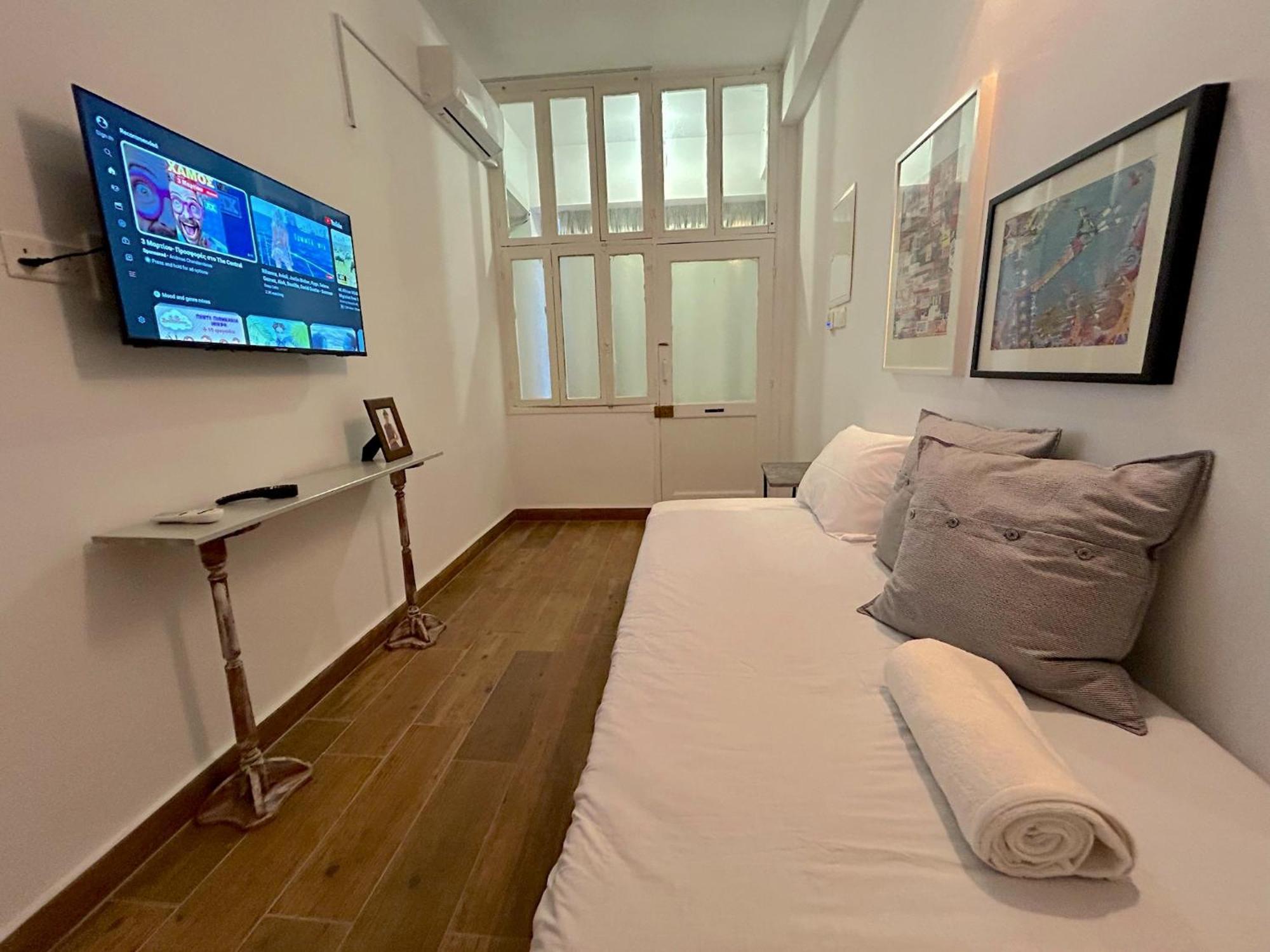 Queen Regina Suites By Platform 357 Nicosia Buitenkant foto
