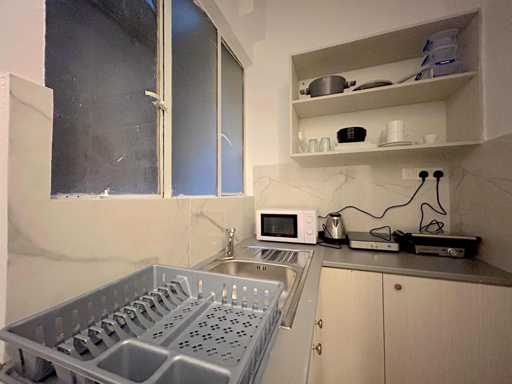 Queen Regina Suites By Platform 357 Nicosia Buitenkant foto
