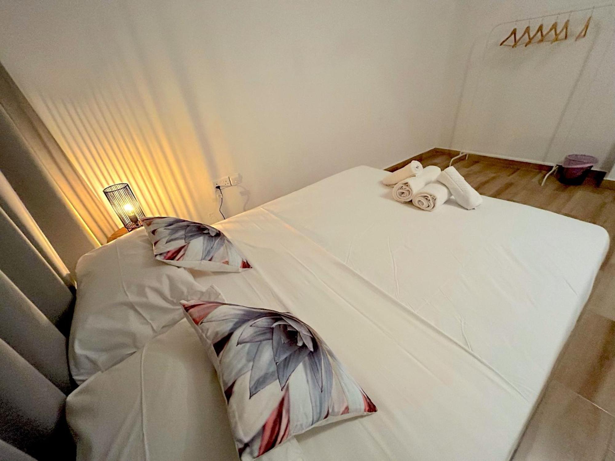 Queen Regina Suites By Platform 357 Nicosia Buitenkant foto
