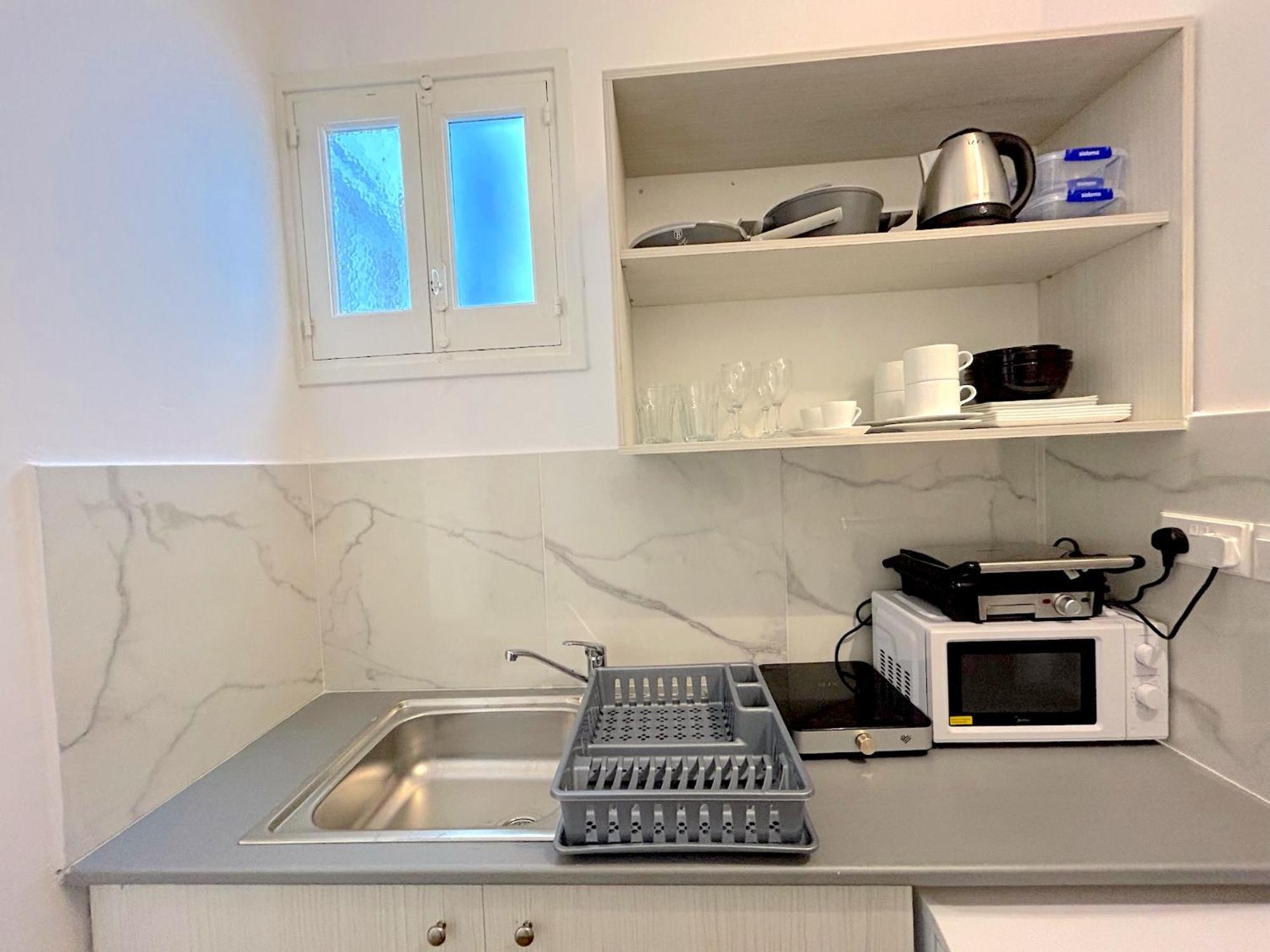 Queen Regina Suites By Platform 357 Nicosia Buitenkant foto