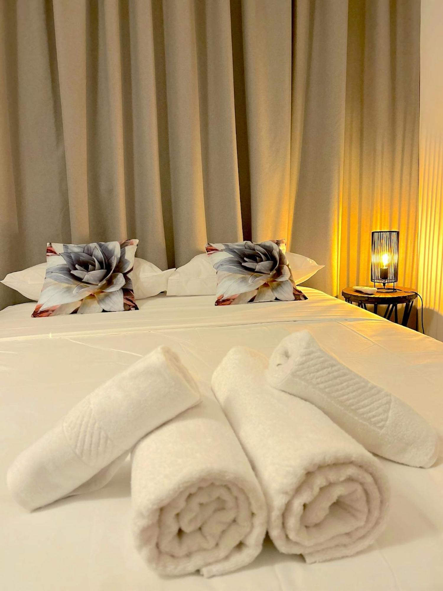 Queen Regina Suites By Platform 357 Nicosia Buitenkant foto